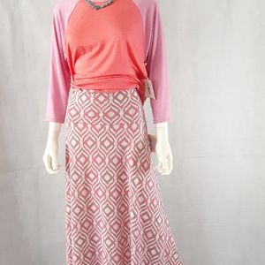 NWT LulaRoe Spring Collection 2 piece set